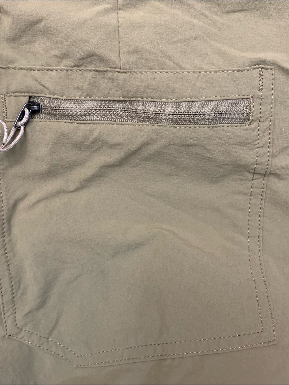 Patagonia Men's tan nylon outdoor hiking lightweight zip pocket shorts - Picture 4 of 6